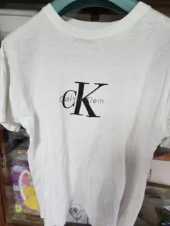 Calvin Klein 1万円です。ホワイト Tシャツ
