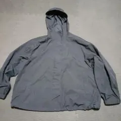 は*な様 無印良品XXL ダークグレー フード付きナイロンジャケットのサムネイル