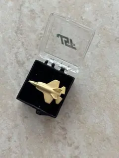 Item thumbnail for item 68061313-fc0d-46dd-b119-72b259b9d8d3