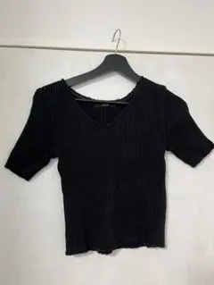 Another Edition ブラック Vネック 半袖Tシャツのサムネイル