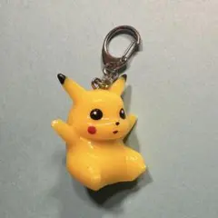 【90s】レトロ ピカチュウ キーホルダー