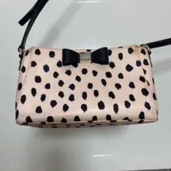 お値下げ中！Kate Spade ショルダーバッグ ピンクベージュと黒のドット