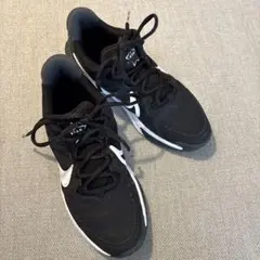 Nike Star Runner ブラック/ホワイト　23.5cm