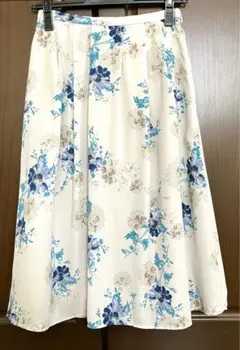 Natural Beauty Basic フレアスカート　XSのサムネイル