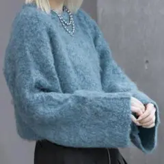 青色 クロップドセーター 長袖