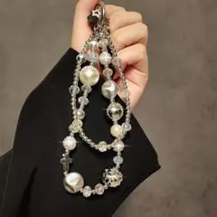 パールとクリスタルビーズのキーホルダー