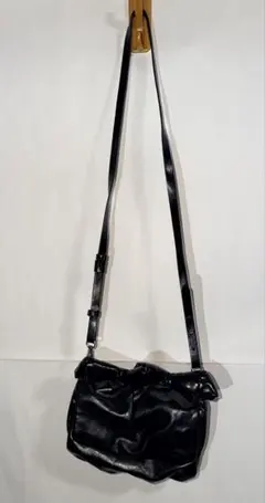 ZARAソフト ノット クロスボディバッグ ショルダー 2way 黒