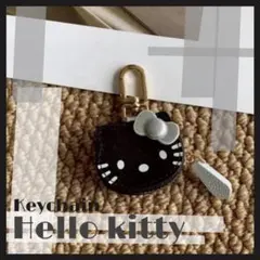 ハローキティ チャーム型 コインケース AirTagケース 黒　可愛い