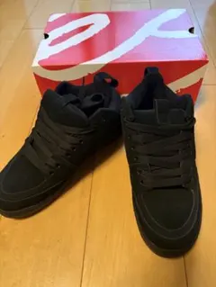 es エス Penny 2 スニーカーのサムネイル