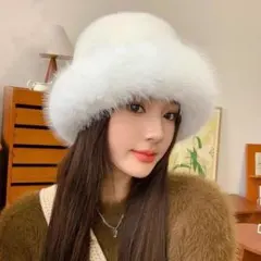 ホワイトファー風バケットハット