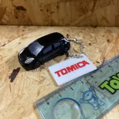 T-ARTS 日産リーフ　キーホルダー　ガチャポンのサムネイル