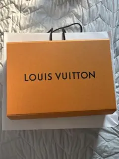 LOUIS VUITTON 空箱 ショップ袋 セットのサムネイル