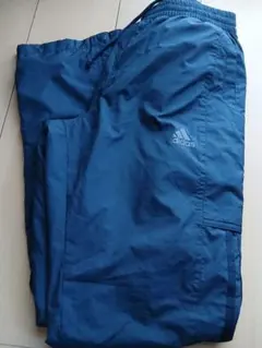 adidas ネイビー ストレッチパンツ