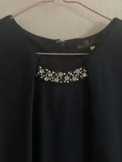 ネイビー ビジュー付き 長袖ワンピース