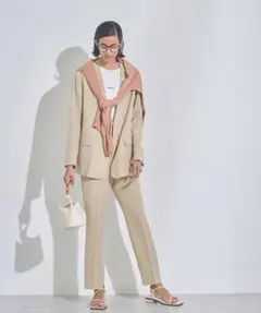 Mila Owen ベージュパンツスーツ上下　定価約26000円　1度のみ使用