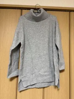 UNIQLO タートルネックニット グレー M