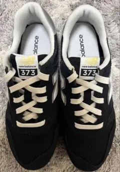 【美品】New Balance 373 スニーカー ブラック　23.5cmのサムネイル