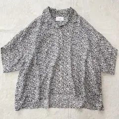 クラネ　田中みな実　サークルフラワーシャツ　総柄　完売品