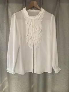 アリスバーリー　フリル付きホワイトブラウス