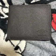 Umbro 二つ折り財布 黒のサムネイル