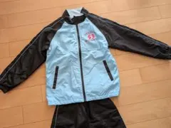 女の子　ジャージ　 防寒　アウター　裏起毛　上下セット　140　美品