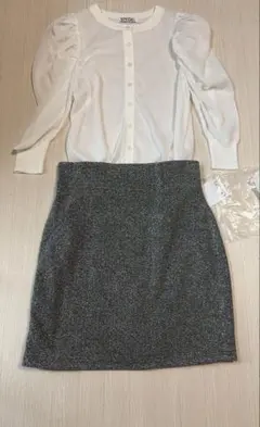 新品タグ付き snidel ラメスカートのサムネイル