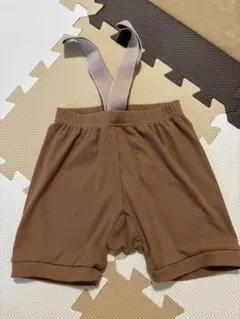 サスペンダー付きパンツ