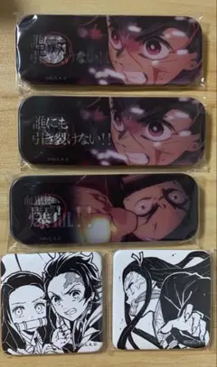 鬼滅の刃 dining ダイニング お楽しみくじ 胡蝶しのぶ 伊之助 缶バッジ