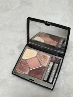 DIOR アイシャドウパレット 743 ROSE TULLE