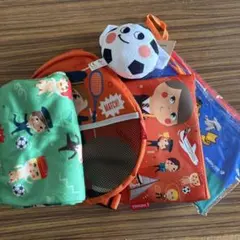 エミレーツ航空等子供向けアメニティのサムネイル