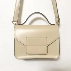 Chuu　チュー　韓国　ハンドバッグ　ショルダーバッグ　アイボリー　DHOLICのサムネイル