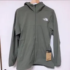 ベージュ マウンテンパーカー