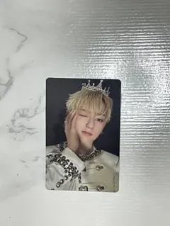 TREASURE ハルト 王冠 トレカ REBOOT