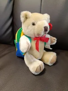 リュック付きクマのぬいぐるみ（キーホルダー付き）