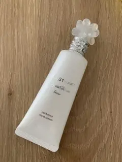 ジルスチュアート クリスタルブルーム スノー パフュームド ハンドクリーム