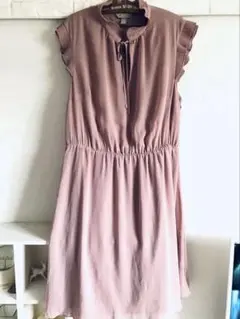 未使用H&Mプラスサイズフリルスリーブ ピンク ワンピース