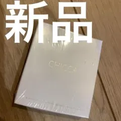 CHICCA キッカ ラヴィッシンググロウ パウダーファンデーション O-01のサムネイル