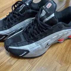 2026年最新】NIKE shox r4の人気アイテム - メルカリ