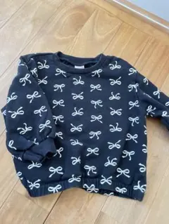 プティマイン　petitmain 100サイズ　リボン柄 ブラック トレーナー