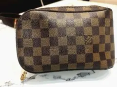 Louis Vuitton ダミエ ボディバッグのサムネイル