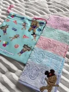 【新品未使用】グルート イッツアスモールワールド 巾着 ミニタオル　２点セット