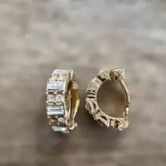 ゴールドトーン イヤリング バゲットカット ニナリッチ　NINA RICCI