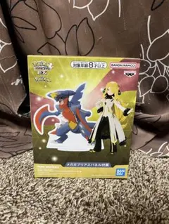 ポケモン シロナ　メガガブリアスパネル　フィギュア