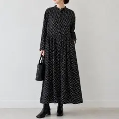 美品 Omekashi オメカシ コットン ドット ギャザー ロングワンピースのサムネイル