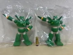 クレヨンしんちゃん　SOFVIMATES カンタム・ロボ　フィギュア　2体