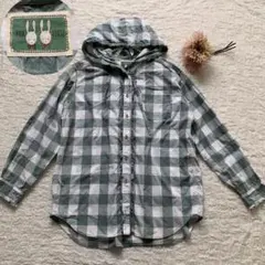 ピンクハウス　ギンガムチェック　シャツ　フード付き　ピコフリル