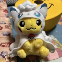 ポケモンセンター アローラロコン ぬいぐるみ ポンチョを着た