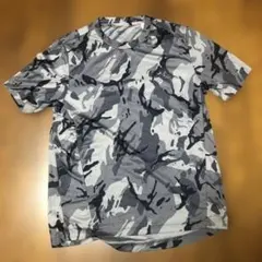 未使用　adidas AEROREADY 迷彩柄シャツMサイズ