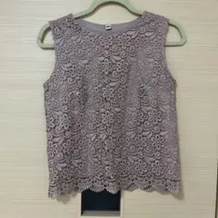UNIQLO 花柄レースノースリーブタンクトップＴ　オフィス