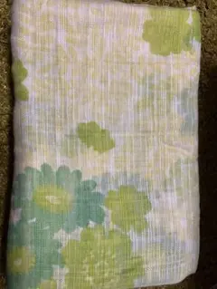 北欧生地　（夏用）2枚　長さ（2m45cm）×横（1m31cm）のサムネイル